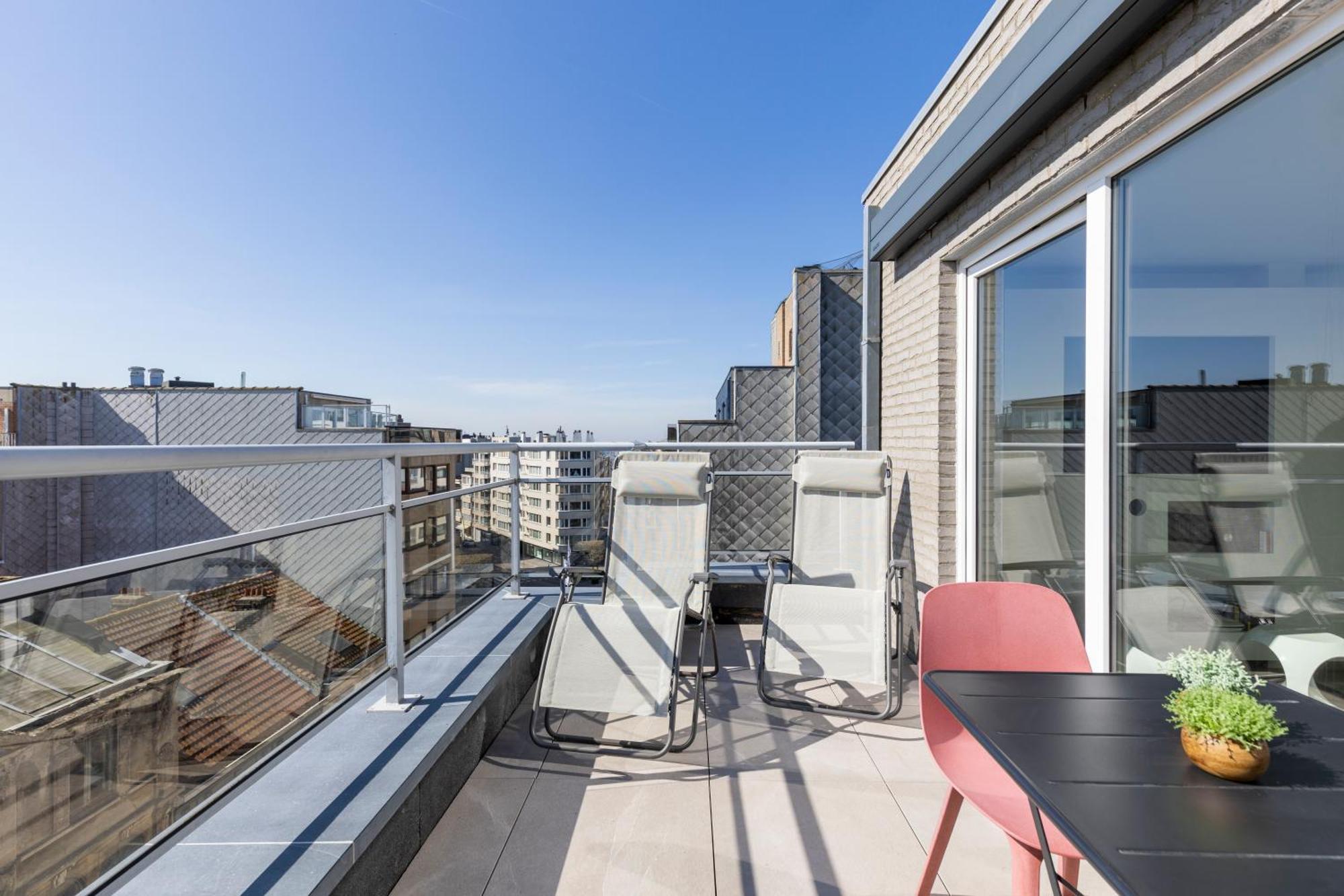 Penthouse Bij Leopoldpark Lägenhet Oostende Exteriör bild