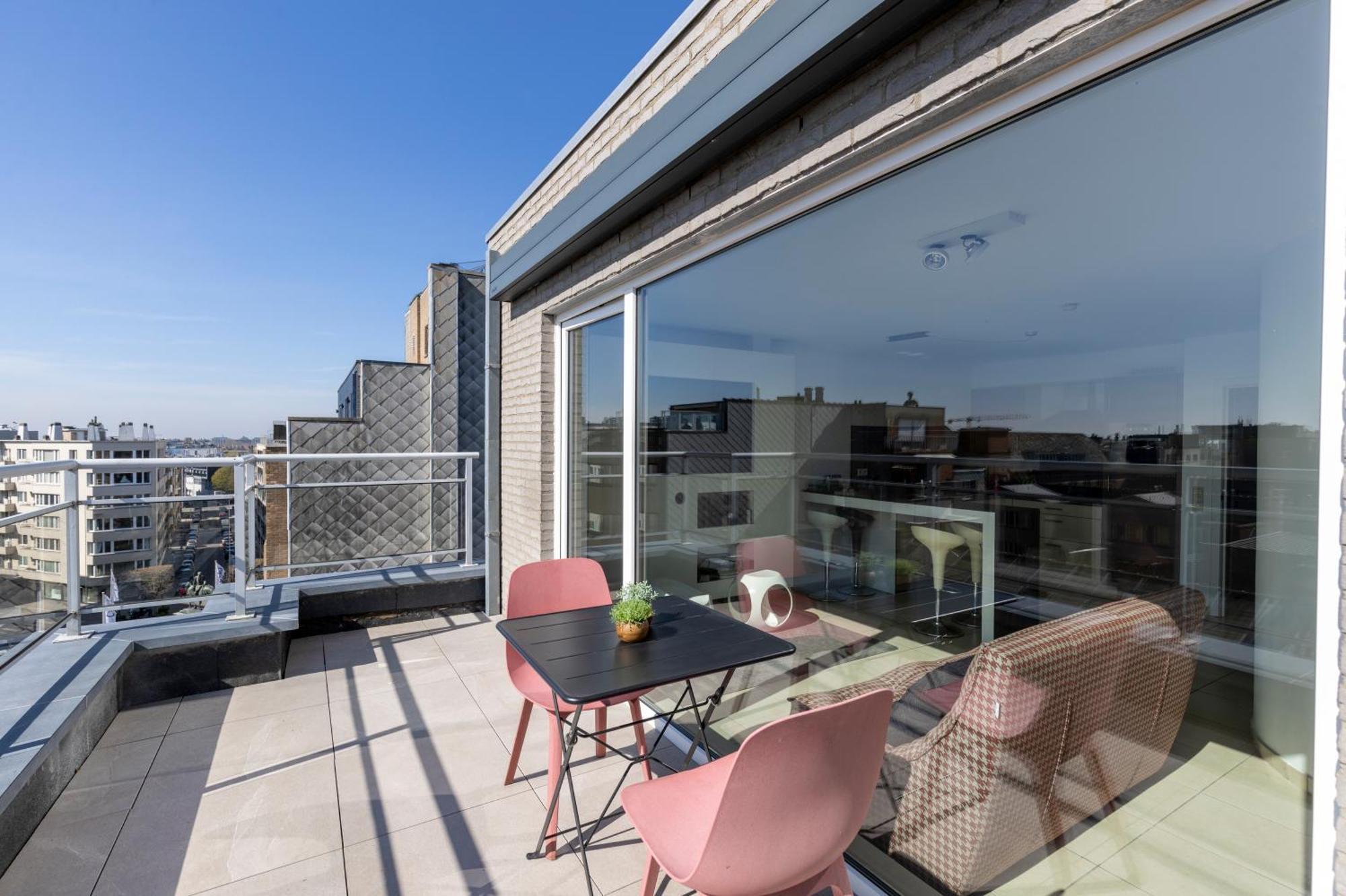Penthouse Bij Leopoldpark Lägenhet Oostende Exteriör bild