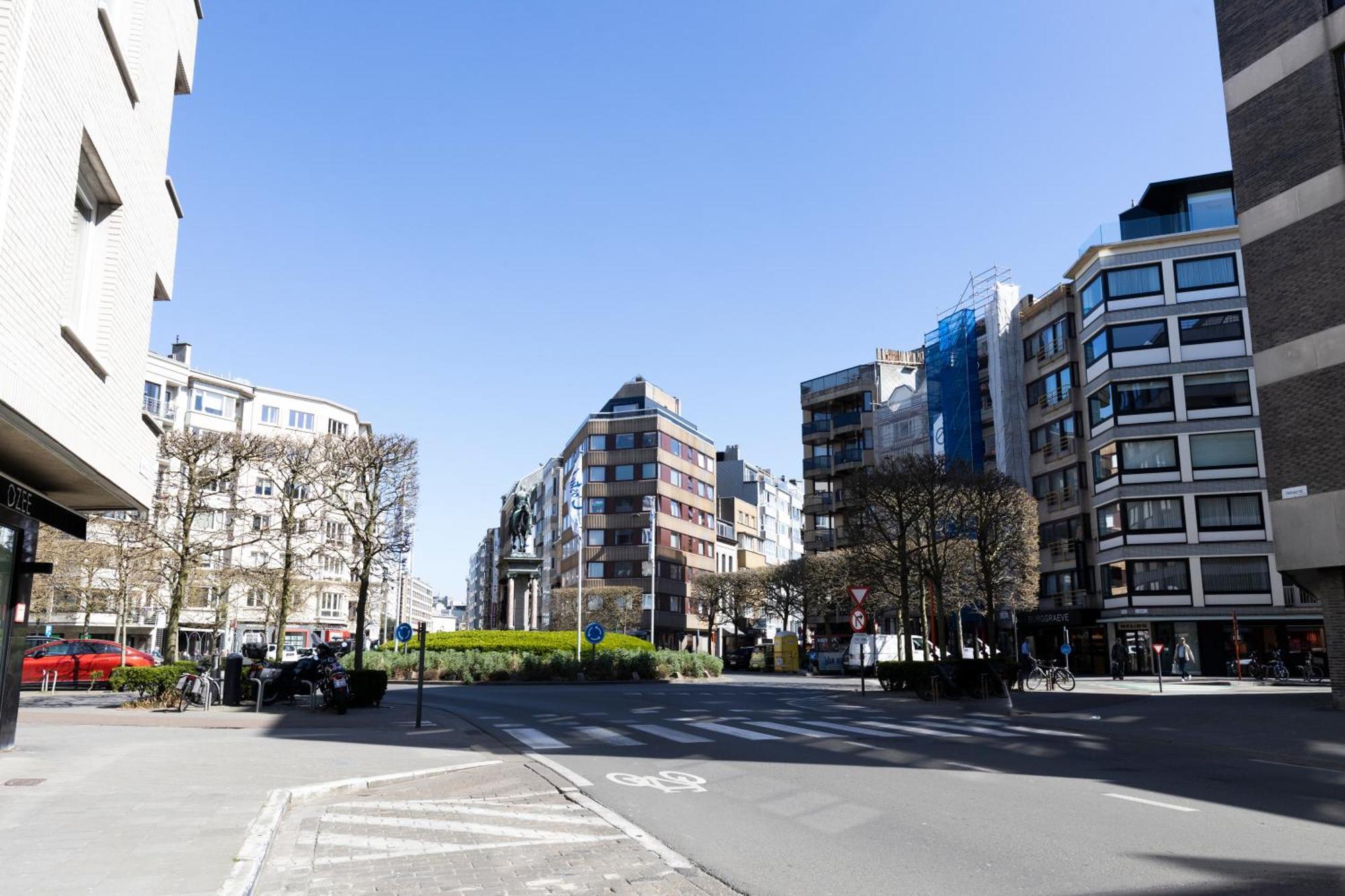 Penthouse Bij Leopoldpark Lägenhet Oostende Exteriör bild